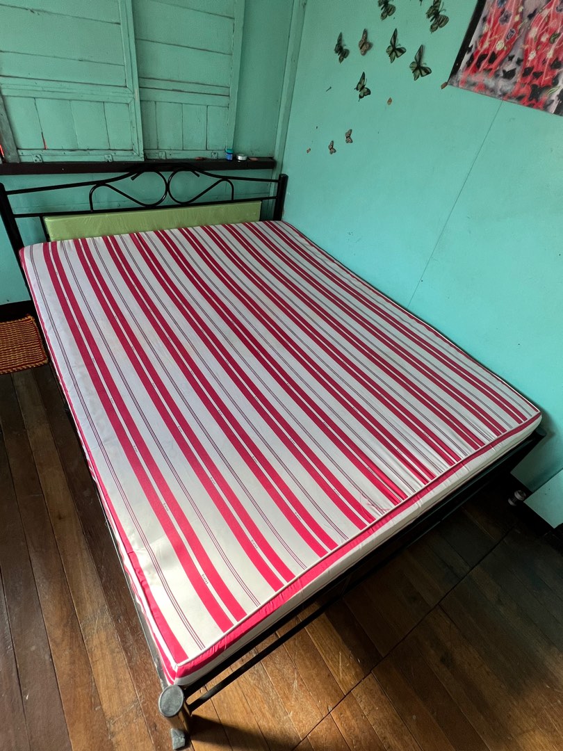 Uratex top queen size