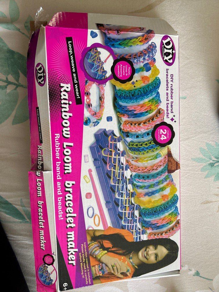 Free CraZLoom Shimmer N Sparkle Rainbow Bracelet Maker Makes 24 With 600  Rubber Bands  Other Craft Items  Listiacom Auctions for Free Stuff