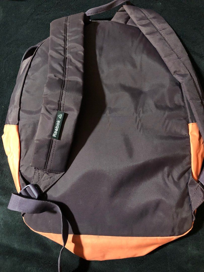 Rebook backpack (Category: Backpacks) located in Singapore. Submitted by emilynaa (Listing ID 1237460146, Image 3). Description: .