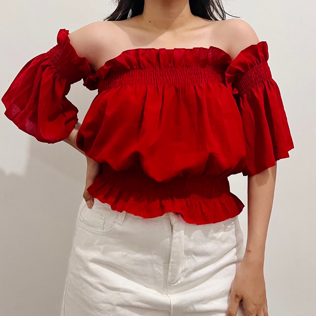 Red Sabrina Ruffle Top for Summer, Fesyen Wanita, Pakaian Wanita, Atasan di  Carousell