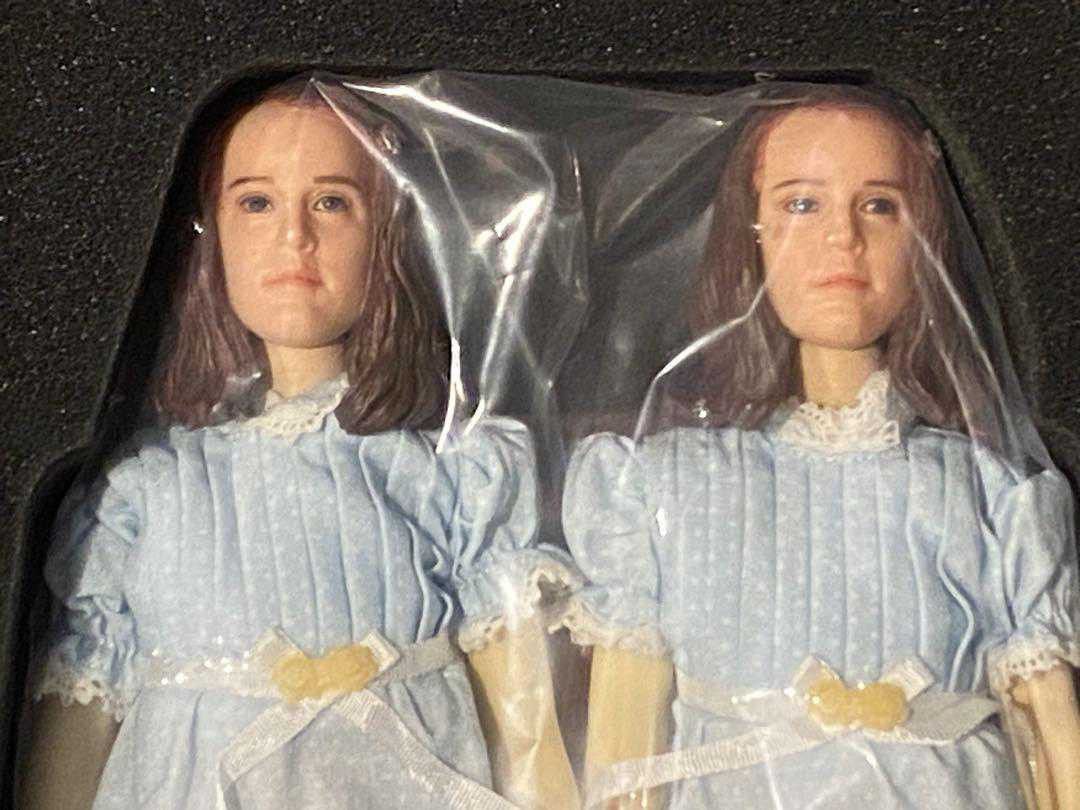 REDMAN TOYS RM050 1/6 閃靈孖女雙胞胎The Shining TWINS action REDMAN TOYS RM050 1/6 閃靈孖女雙胞胎The Shining TWINS action