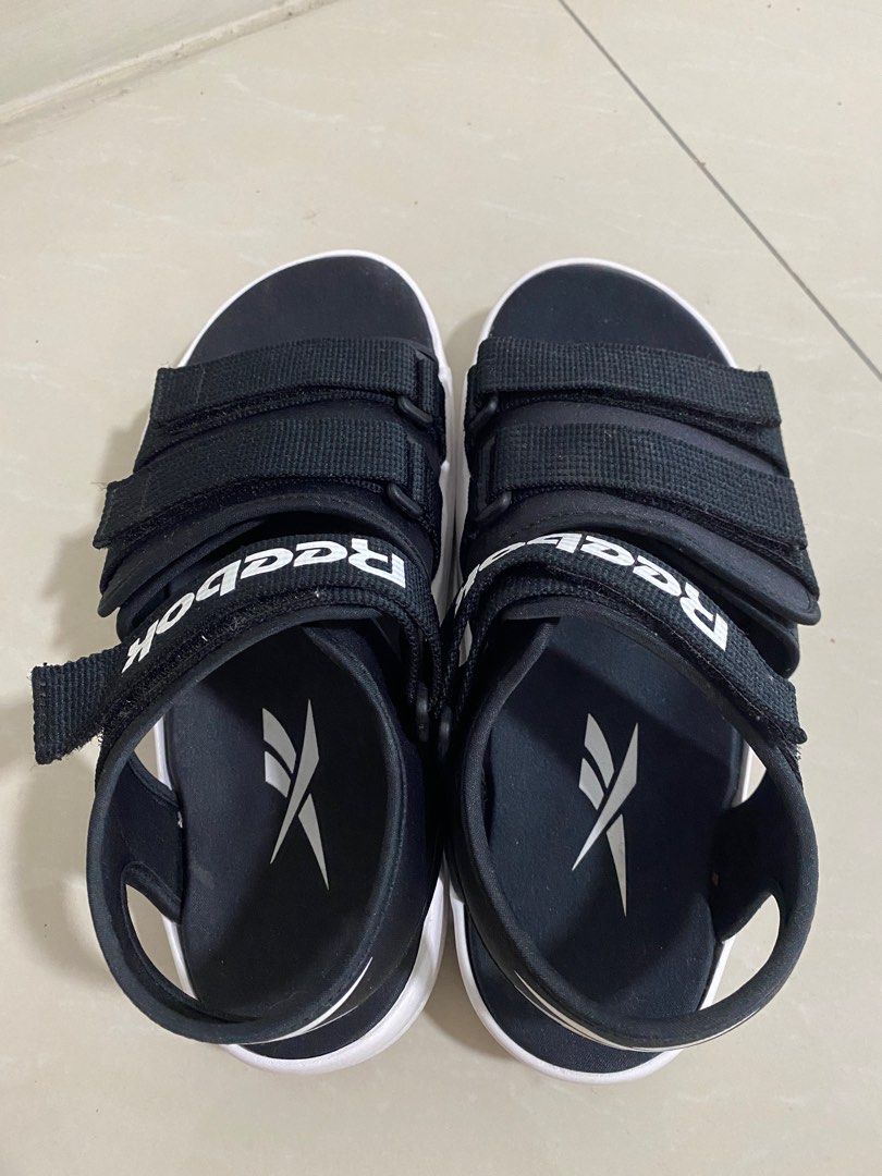 Reebok sandals for hotsell sale