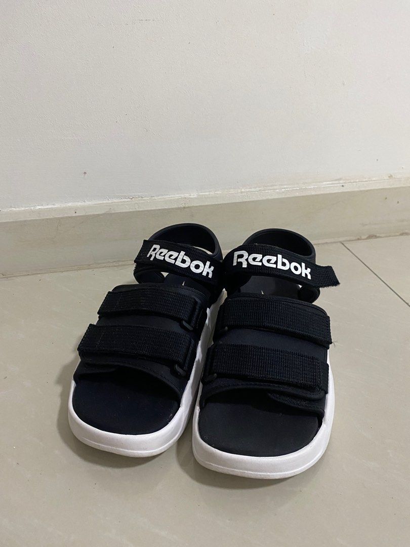 REEBOK SANDALS 7UK FOR SALE