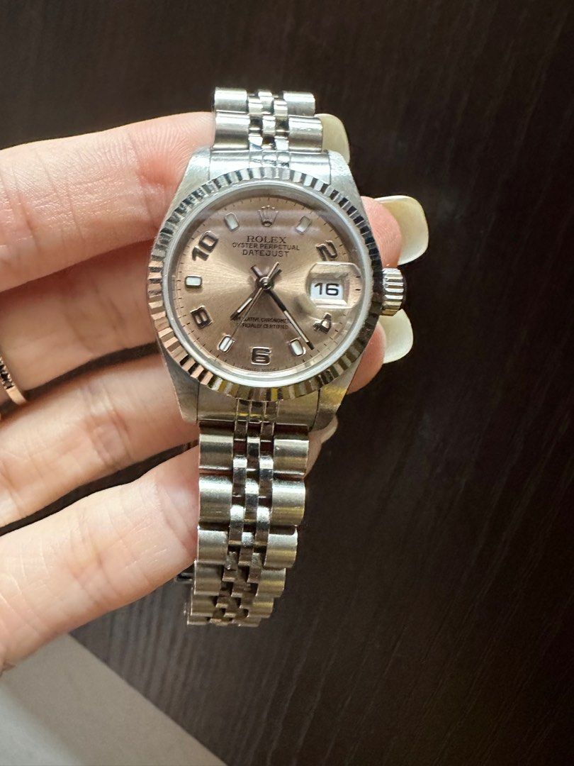 Rolex79174 （分類：手錶）位於 Hong Kong。 由 1194434545 提交（商品編號 1237481728，圖片 3）。簡介： 淨表。