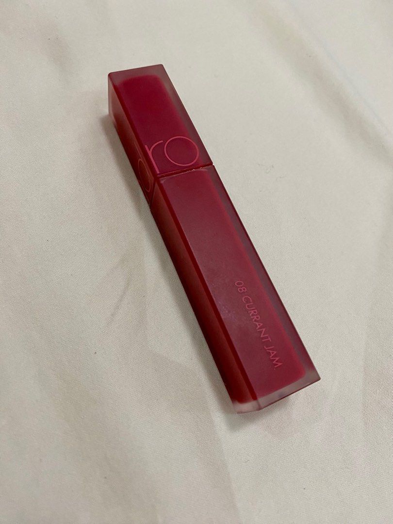 Perbandingan Lip Tint Peripera Vs Rom&nd – Mana Lebih Tahan?
