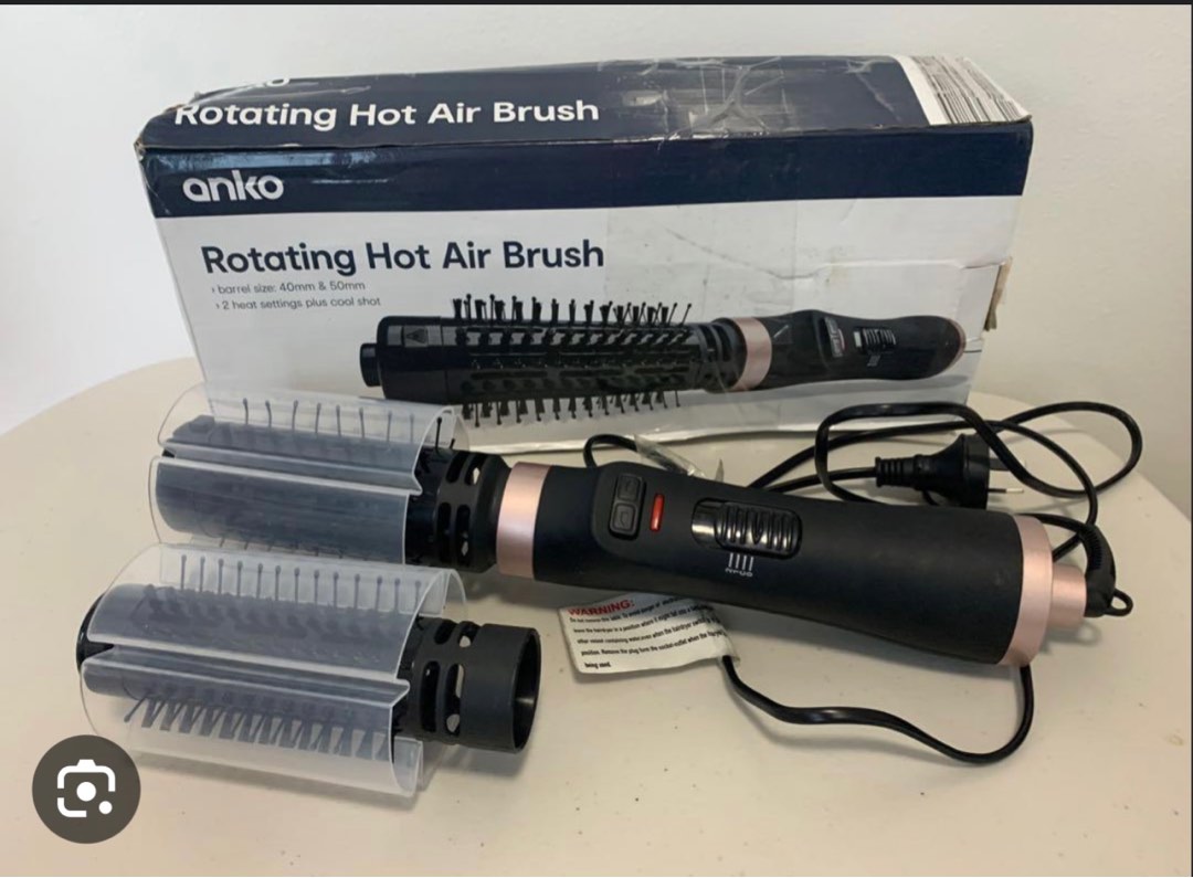 Rotating hot air brush, Beauty & Personal Care, Hair on Carousell