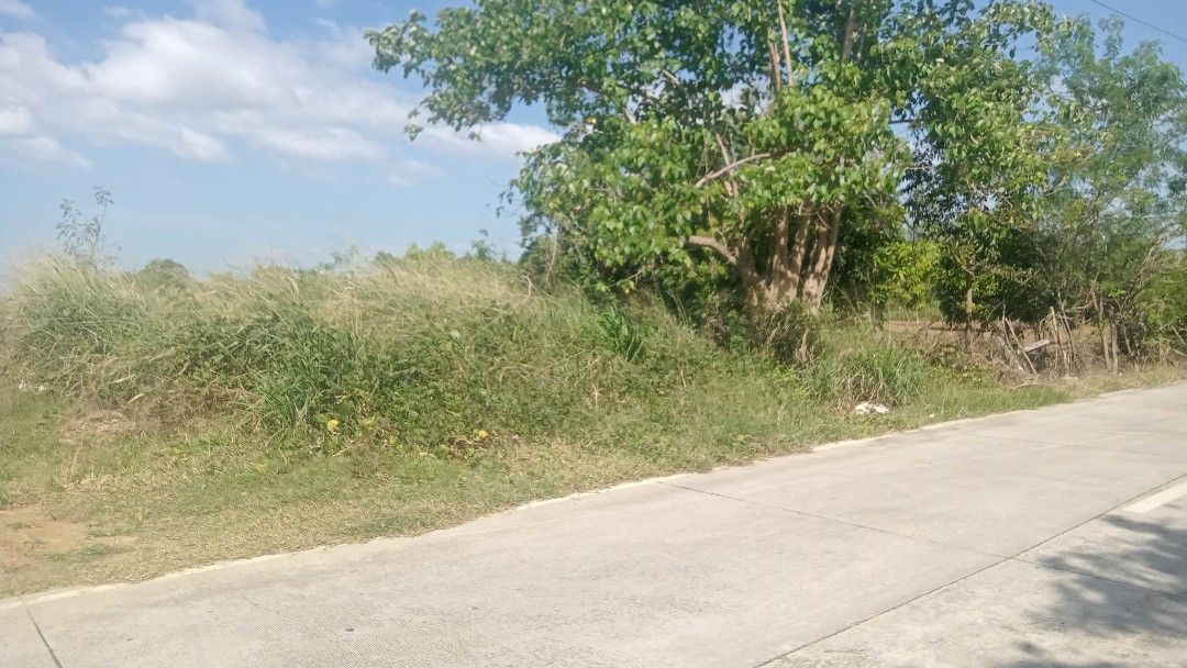 RUSH, Property, For Sale, Lot on Carousell