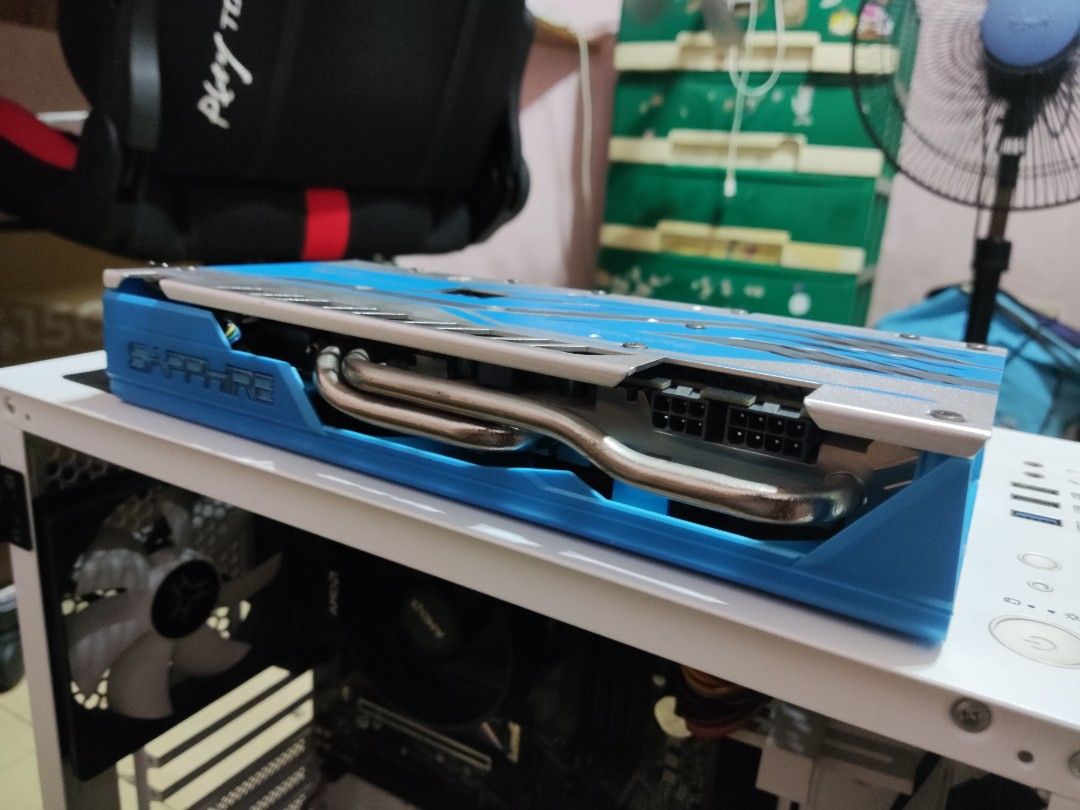 Blue Rx 590 Sapphire Nitro+ RX 590 8GB Special Edition Aurora Blue, Computers ...