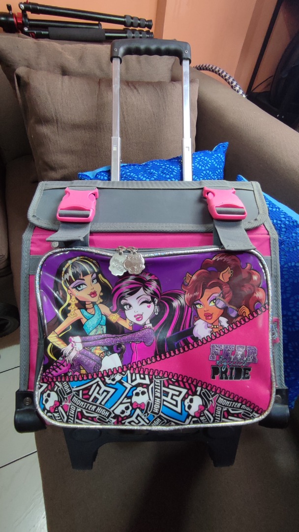 School Bag Pulley, Babies & Kids, Babies & Kids Fashion on Carousell