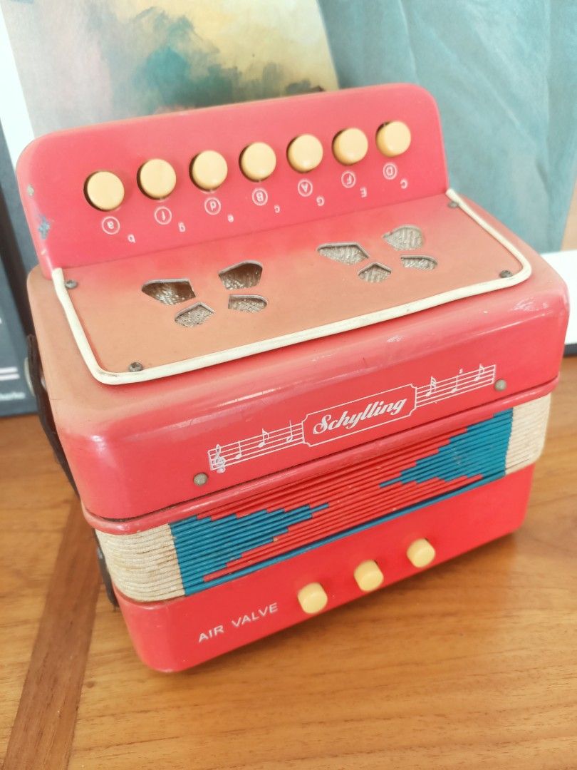 Schylling accordion shop vintage