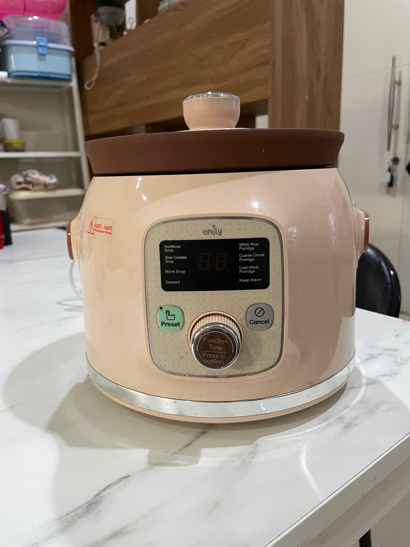 SLOW COOKER EMILY 2L CLAYPOT, Kitchen & Appliances di Carousell