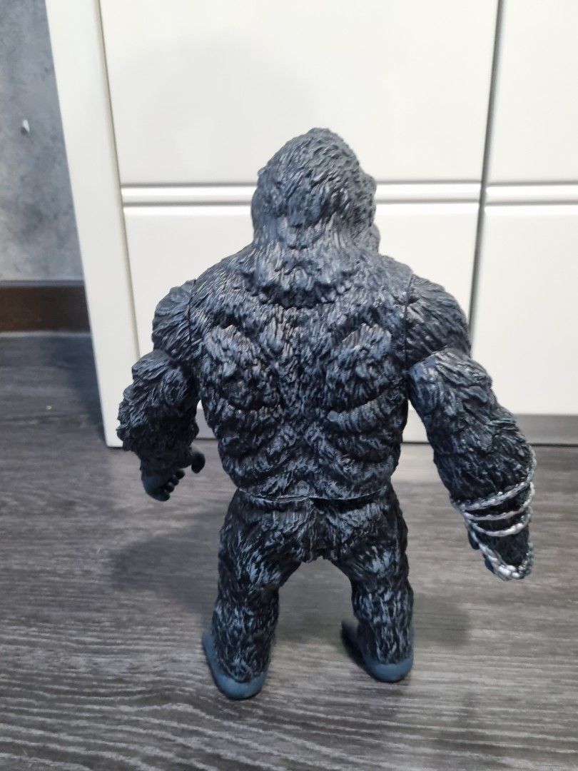 Small King kong, Hobbies & Toys, Toys & Games on Carousell