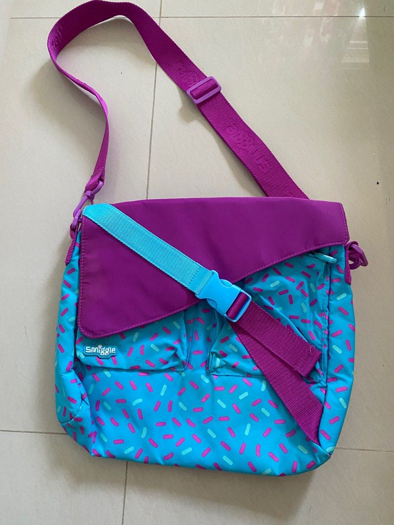 Handbag smiggle on sale