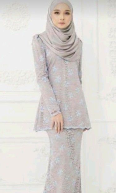 Sofia minimalace xs (Category: Baju Kurung & sets) located in Paka. Submitted by nurul7172 (Listing ID 1237374662, Image 2). Description: sofia kurung jarang pakai size xs cantik sgt. kain lembut postage rm8 #minimalace #leeyanarahman.