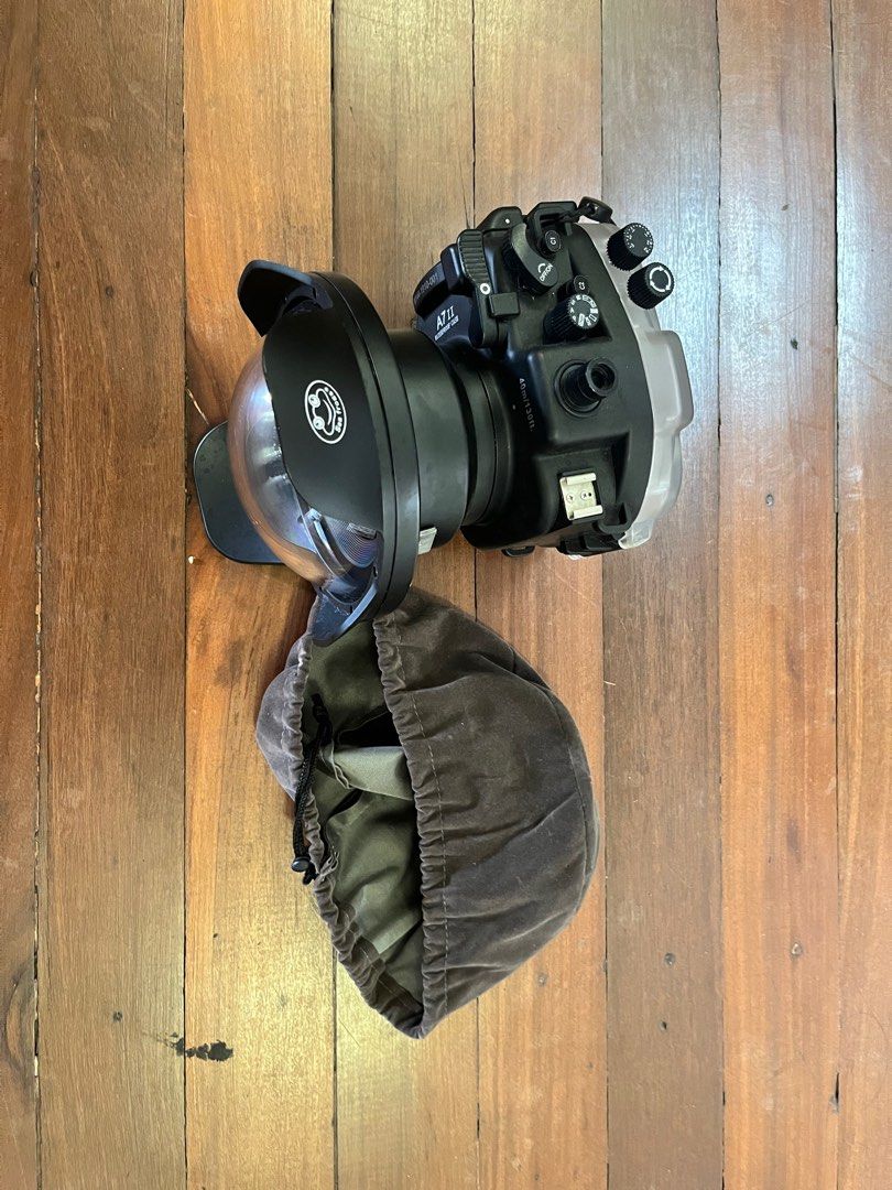 Sony a7s2 underwater housing with dome. (Category: Other Photography Accessories) located in Manila. Submitted by olxph_400275733 (Listing ID 1237400051, Image 3). Description: Dome port enables one to use almost any lens from wide to standard.