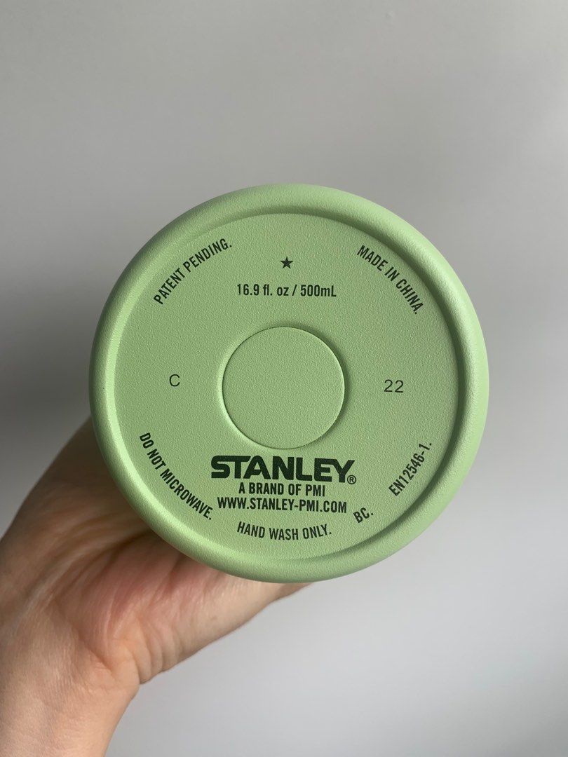 Starbucks Black & Gold Stanley Thermos Stainless Steel Tumbler 16.9 fl -KS