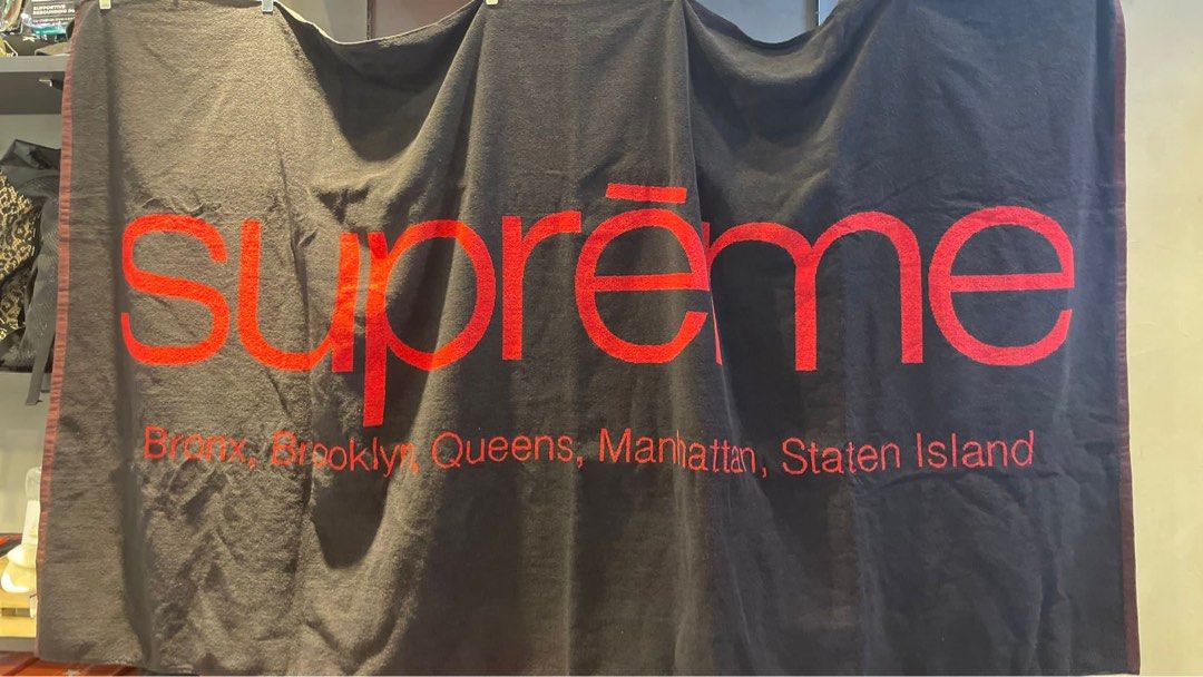 Supreme Five Boroughs Towel, 運動產品, 其他運動配件- Carousell