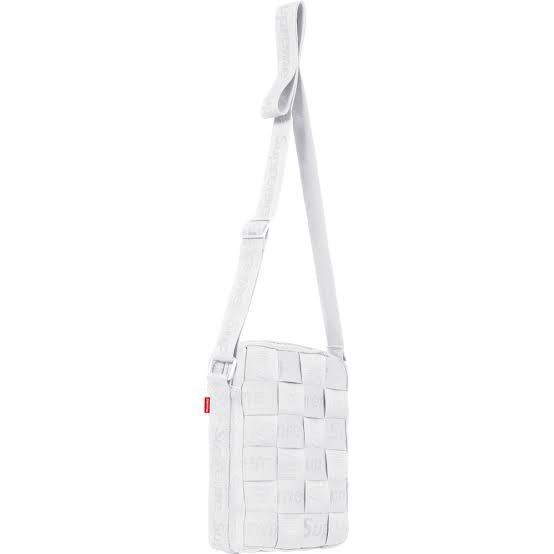 Supreme shoulder bag white hotsell