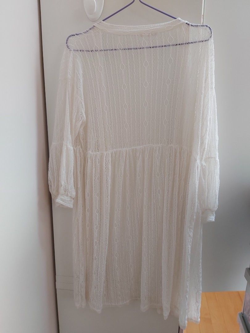 Thin overshirt （分類：T-shirt）位於 Hong Kong。 由 dbmcdermott 提交（商品編號 1237441509，圖片 6）。簡介： 。
