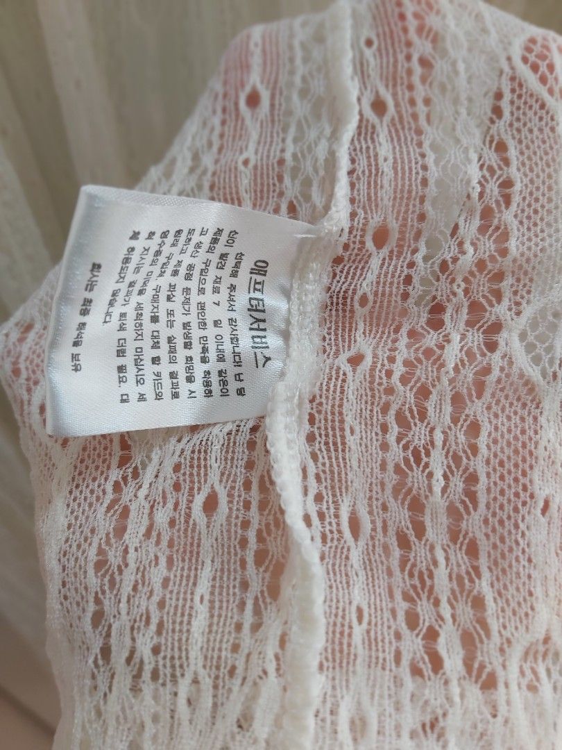 Thin overshirt （分類：T-shirt）位於 Hong Kong。 由 dbmcdermott 提交（商品編號 1237441509，圖片 3）。簡介： 。