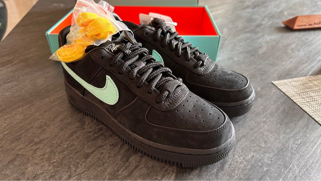 Nike Air Force 1 Low Tiffany & Co., Men's Fashion, Footwear, Sneakers on  Carousell