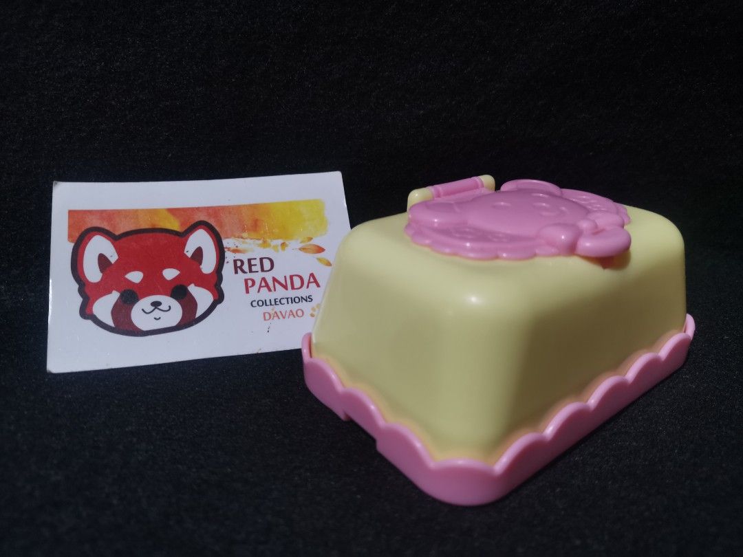 Tissue Holder Small (Category: Towels, Napkins & Holders) located in Davao. Submitted by redpandacollections (Listing ID 1237477939, Image 2). Description: Tissue Holder Small Authentic from japan in good condition and quality Brand PILOT As is in the picture provided.