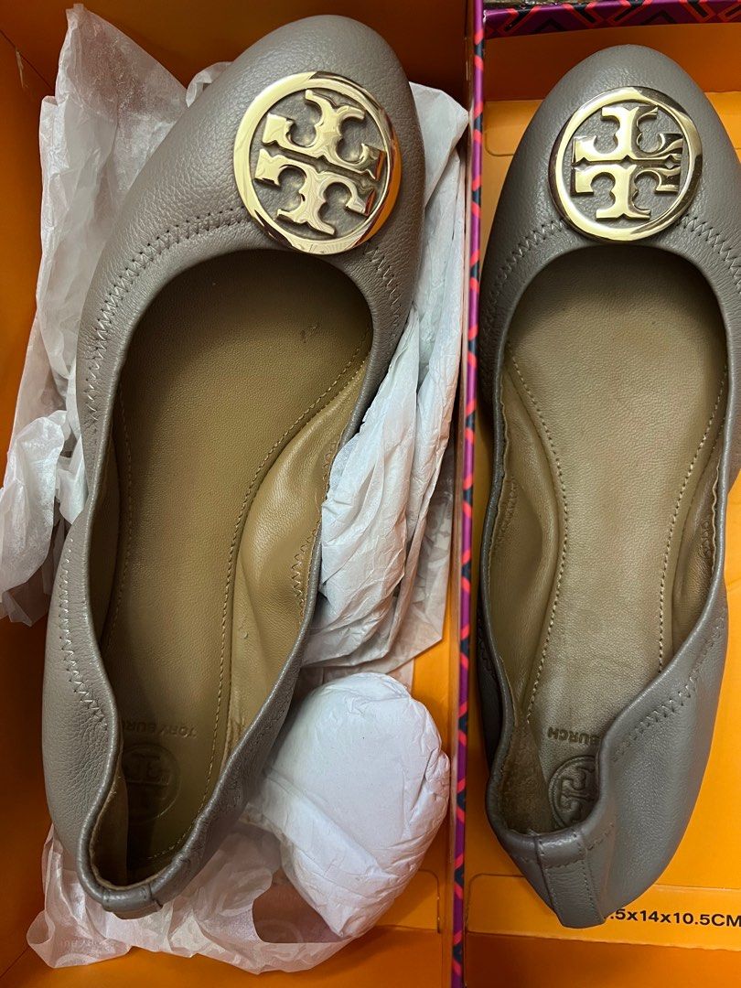 Tory burch flats Women s Fashion Footwear Flats on Carousell