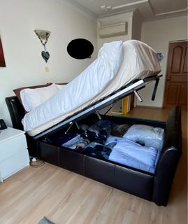 (Category: ) located in . Submitted by mmnjt (Listing ID 1237386518, Image 1). Description: .