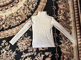 (Category: ) located in . Submitted by diana_malek (Listing ID 1237358266, Image 1). Description: .