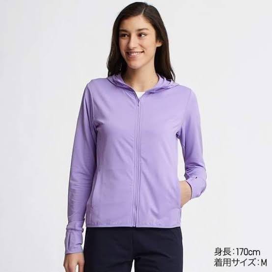 UNIQLO airism jacket on Carousell