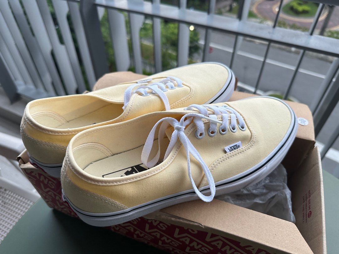 vans authentic ivory color