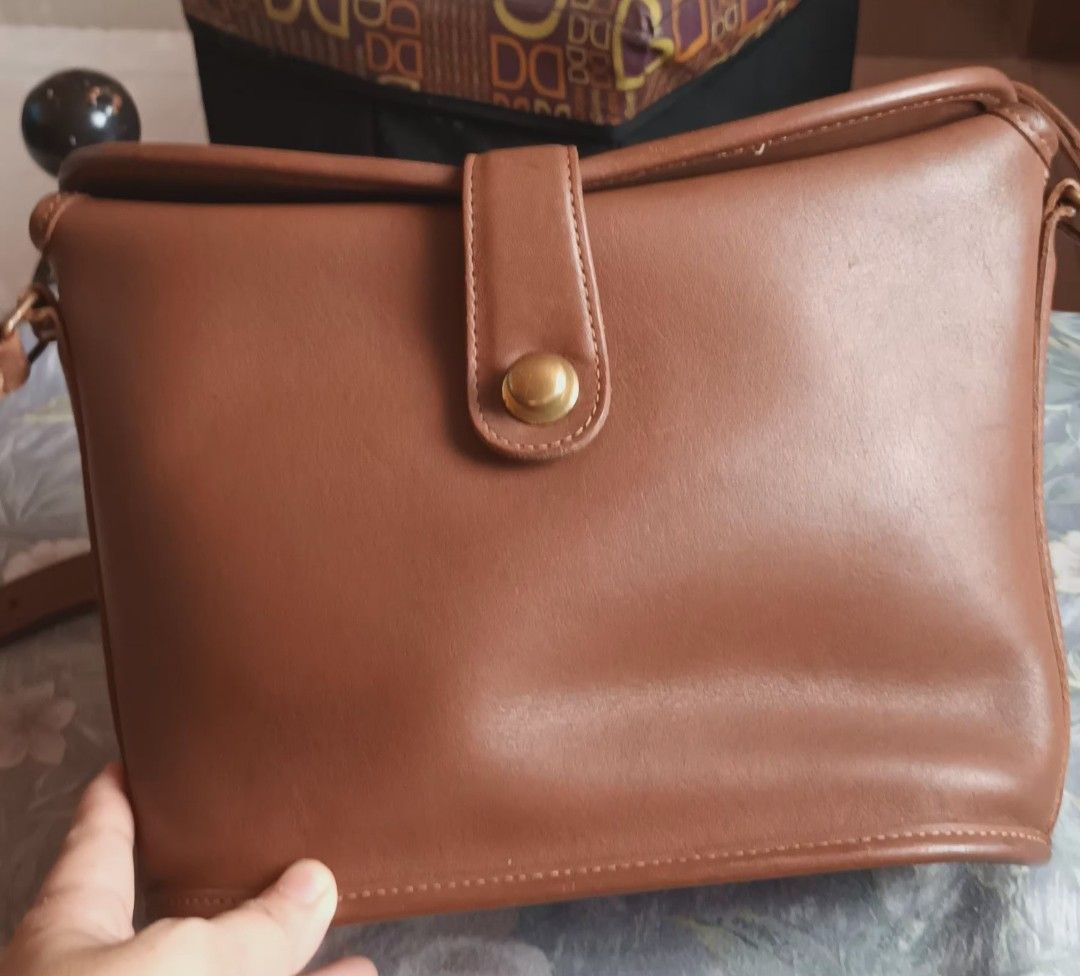 Vintage Coach Binocular Bag 9853 in British Tan on Carousell