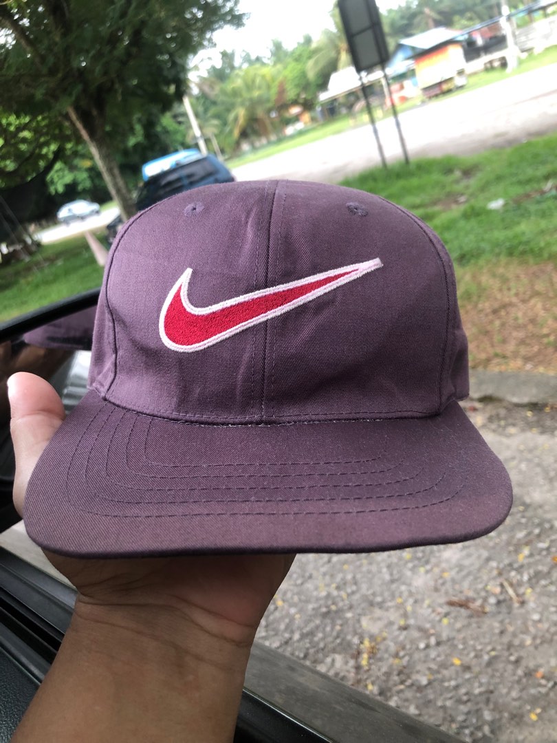 Vintage Nike Cap, Men's Fashion, Watches & Accessories, Cap & Hats