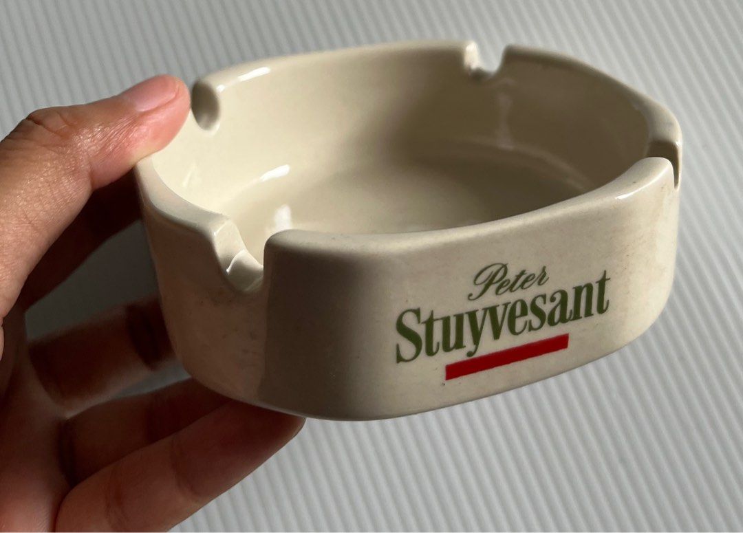 Vintage Peter Stuyvesant Ashtray Dead Stock, Hobbies & Toys