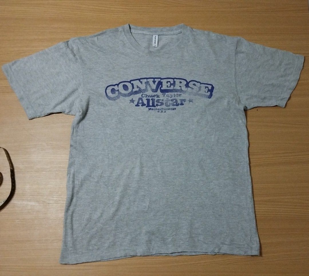 Vtg converse (Category: Tshirts & Polo Shirts) located in Shah Alam. Submitted by izzuanidris (Listing ID 1237411968, Image 1). Description: pit 20 labuh 26 cond 9/10 postage dfod.