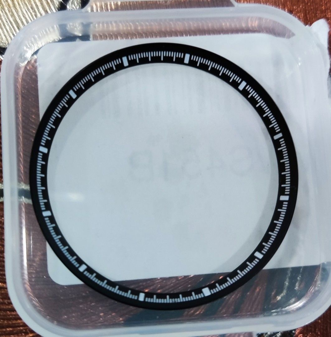 WATCH CHAPTER RING (Category: Watches) located in Johor Bahru. Submitted by vzrnlrvzi (Listing ID 1237370518, Image 1). Description: Watch Chapter Ring Specification Material: Copper Outer ring diameter: 31.3mm Inner diameter: 27.5mm Applicable model: for NH 35/36 4R 6R Seiko SKX007 SKX009 NEW SROD.
