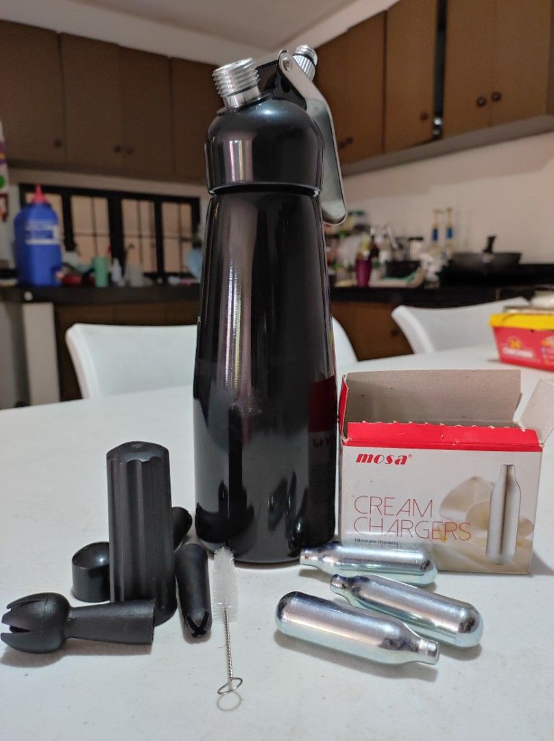 whipped-cream-dispenser-on-carousell