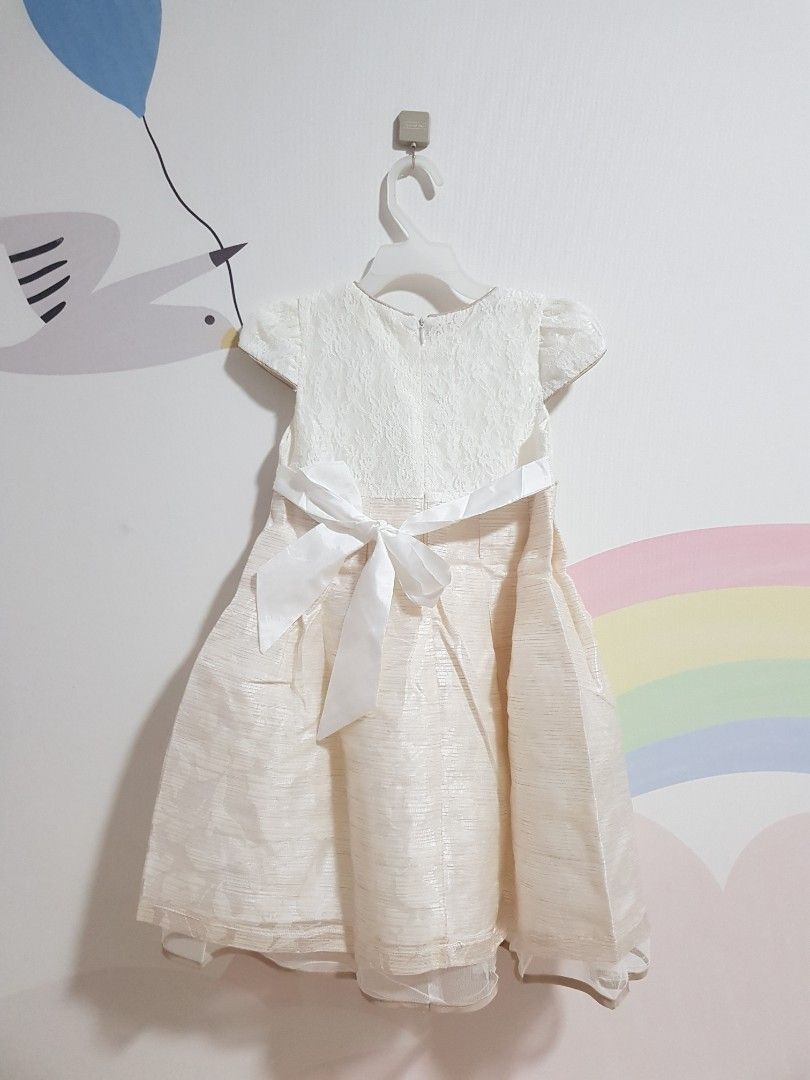 White lace clearance baby dress