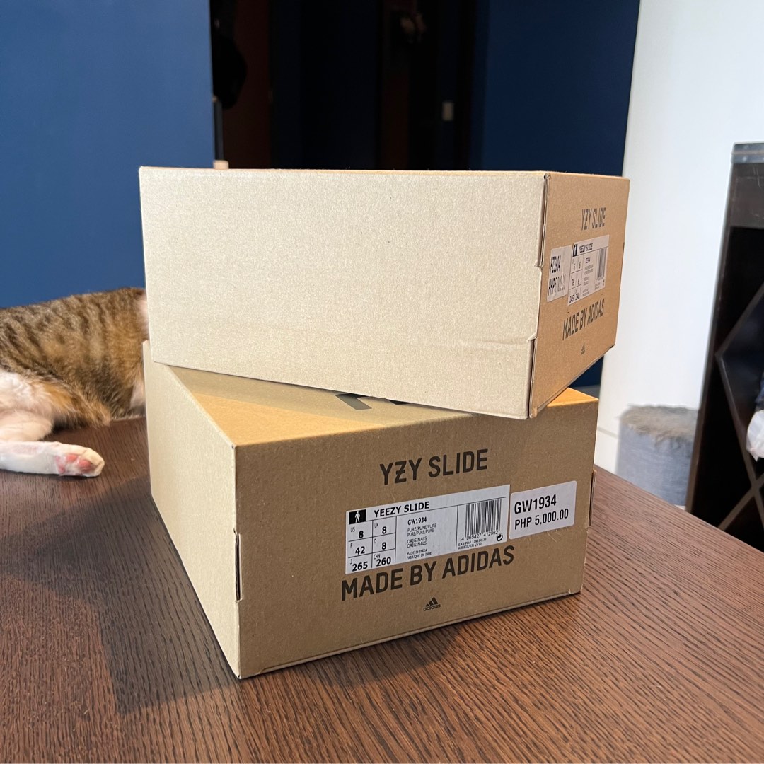 Yeezy Slide Empty Boxes, Men's Fashion, Footwear, Slippers u0026 Slides on  Carousell