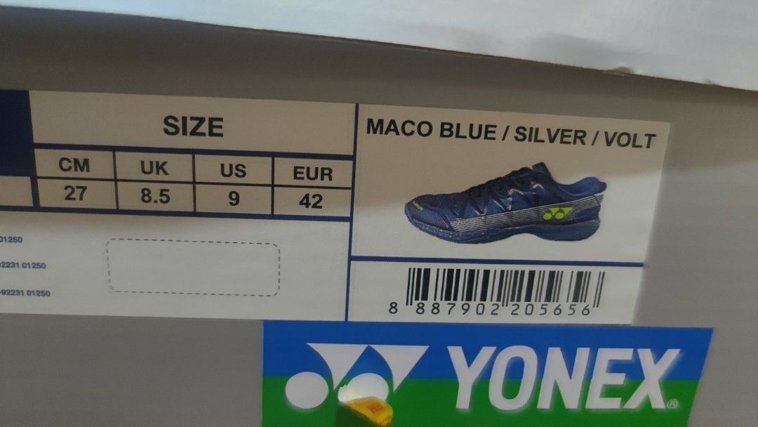 Yonex shoes size 9us