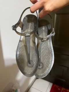 鱷魚牌 涼鞋