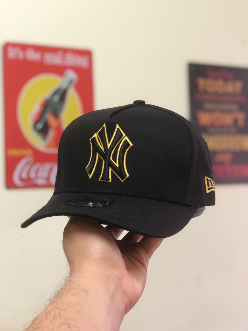 A Frame Cap Ny X New Era Black Gold Men s Fashion Watches