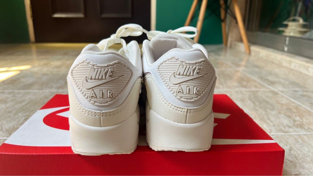 All white nike air max 90 essential sales