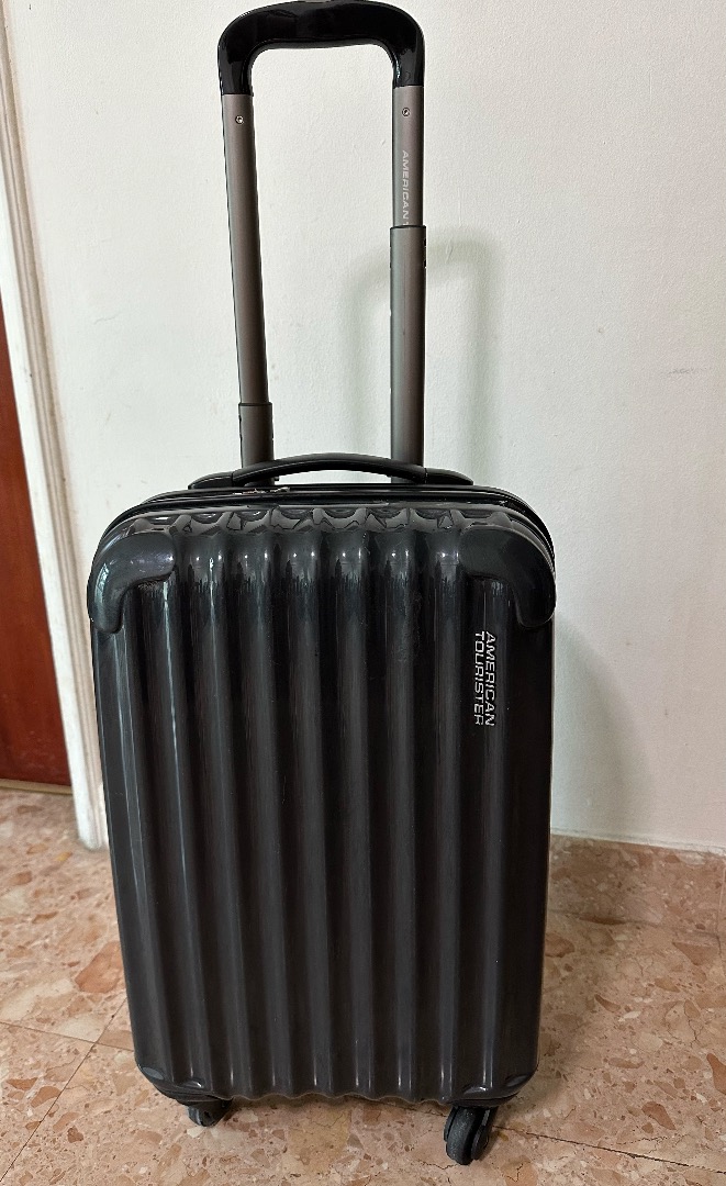 American Tourister cabin bag /luggage, Hobbies & Toys, Travel, Luggage