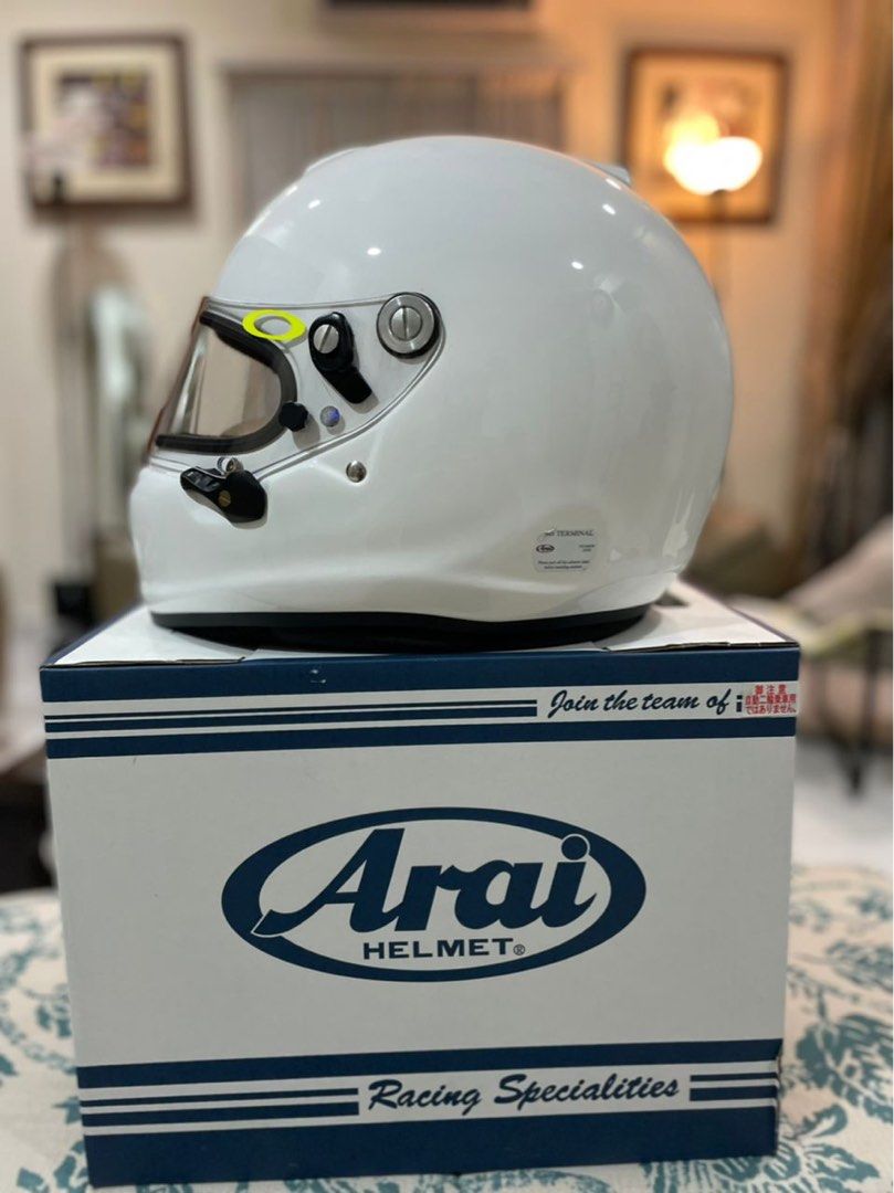 Arai GP6S Racing Helmet (Original), Auto Accessories on Carousell