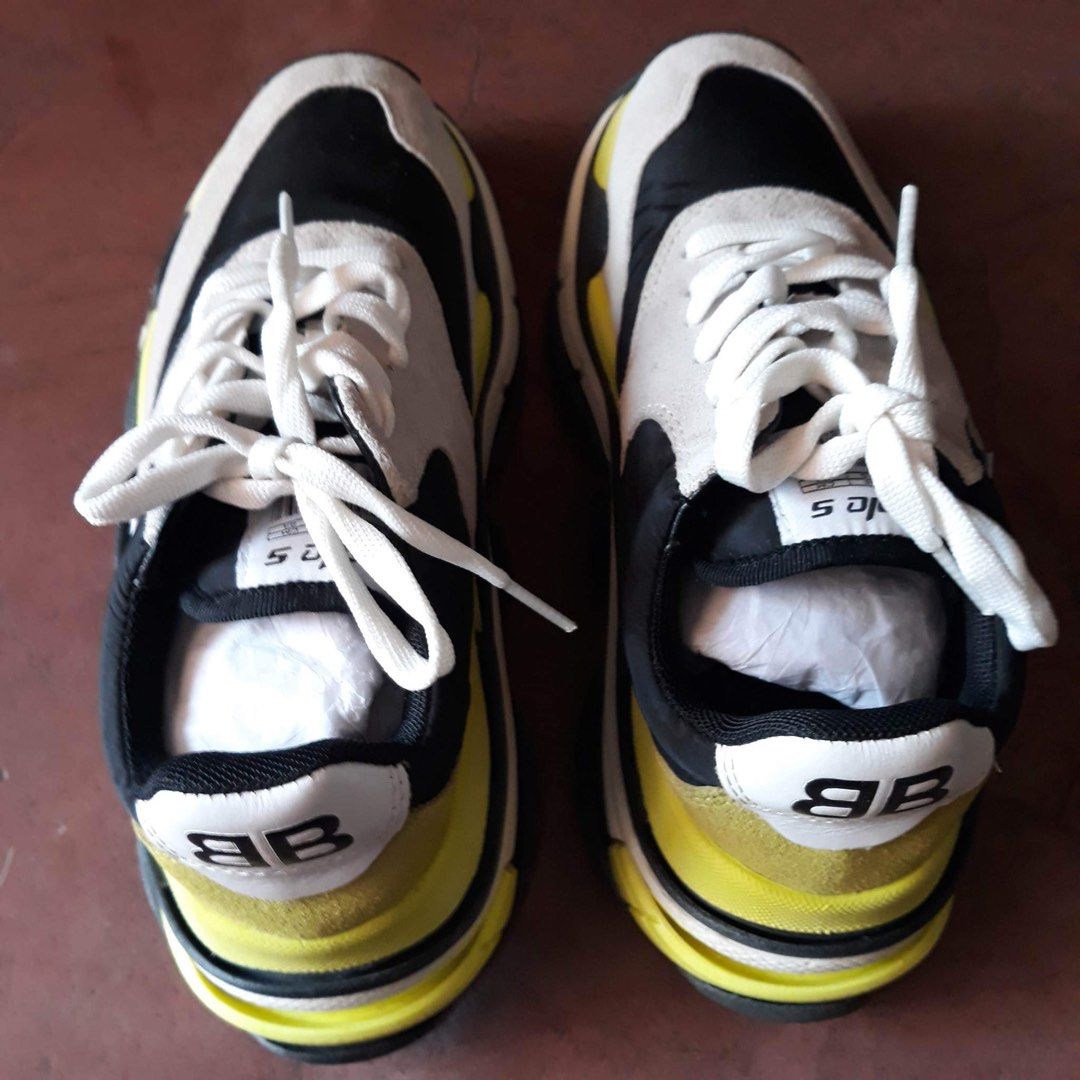 balenciaga triple s legit