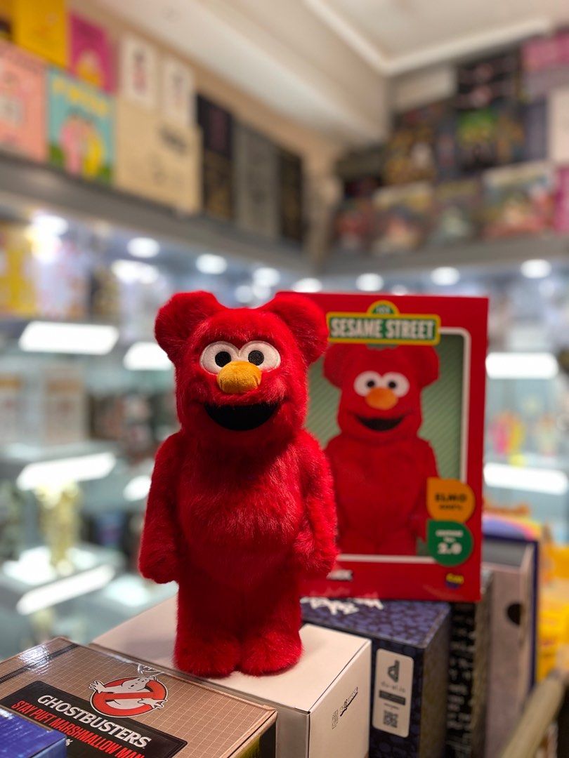 Bearbrick Sesame Street Elmo Costume 2.0 400%, 興趣及遊戲, 玩具