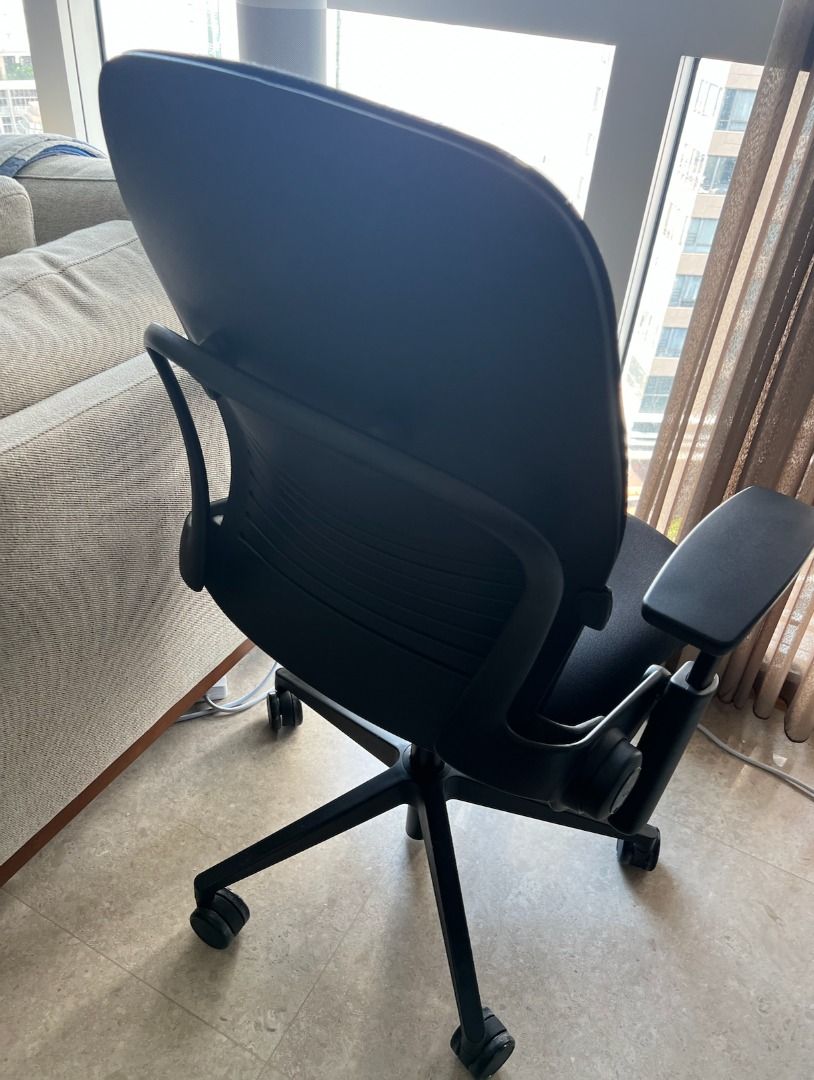 Best WFH office and gaming chair (Steelcase Leap V2 2012), Furniture