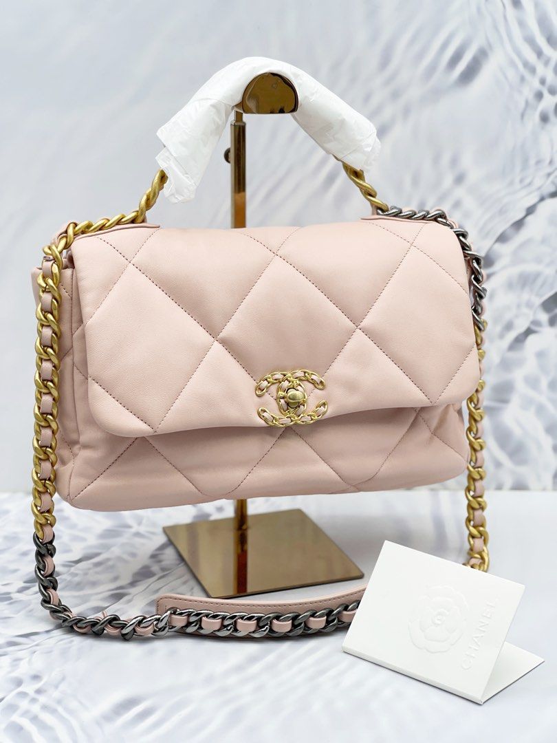 Mini Bags Reign Supreme on the Chanel Spring Runway  PurseBlog