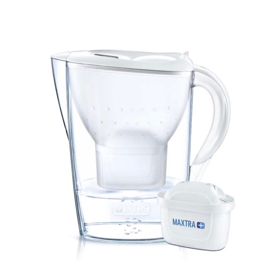 Brita water filter jug 2.4L, Furniture & Home Living, Kitchenware